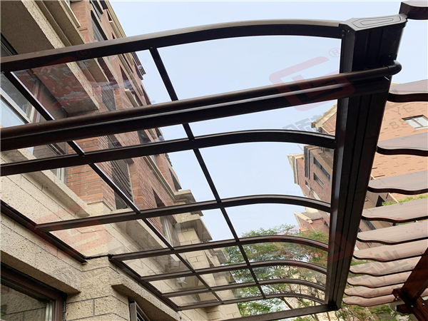 ���?y��n)I��ë���S